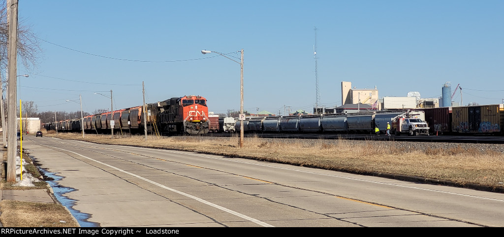 CN 3037 and mow truck